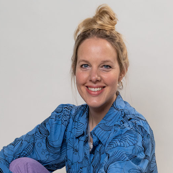 MAIKE Maike unterstützt als Gesundheitscoach und Ernährungsberaterin Teams und Führungskräfte dabei, Stress frühzeitig zu erkennen und ihm mit alltagstauglichen Methoden zu begegnen – für mehr Energie, Fokus und Gelassenheit.